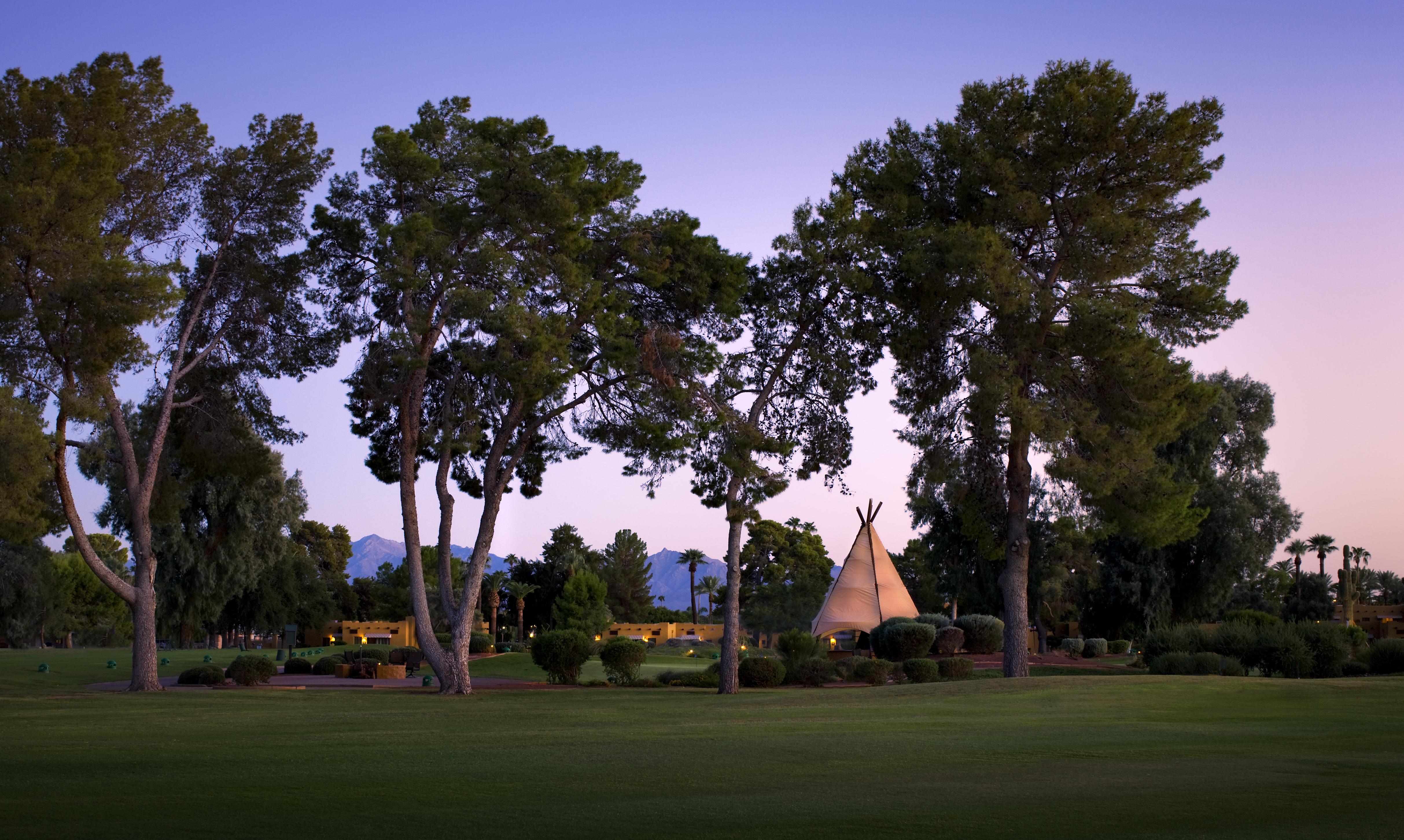 The Wigwam Hotel Личфийлд парк Екстериор снимка